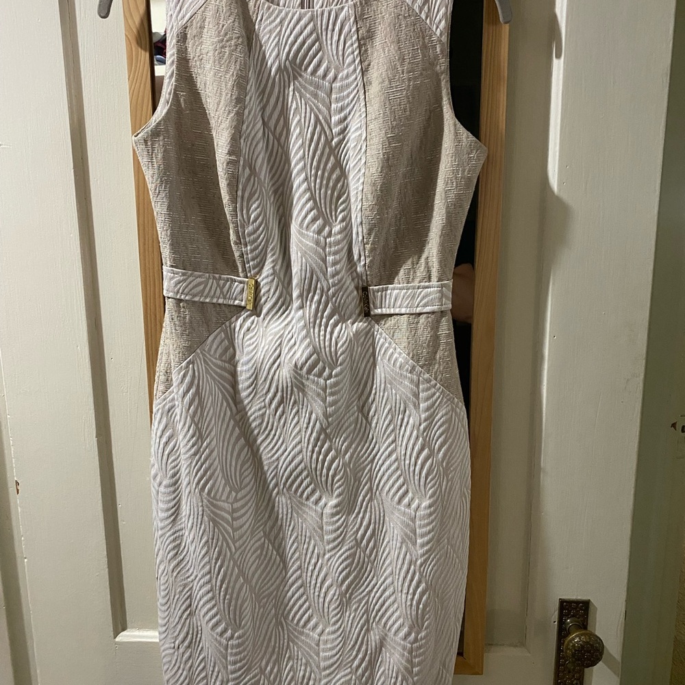 Calvin Klein Sleeveless Textured White and Beige Sheath Dress